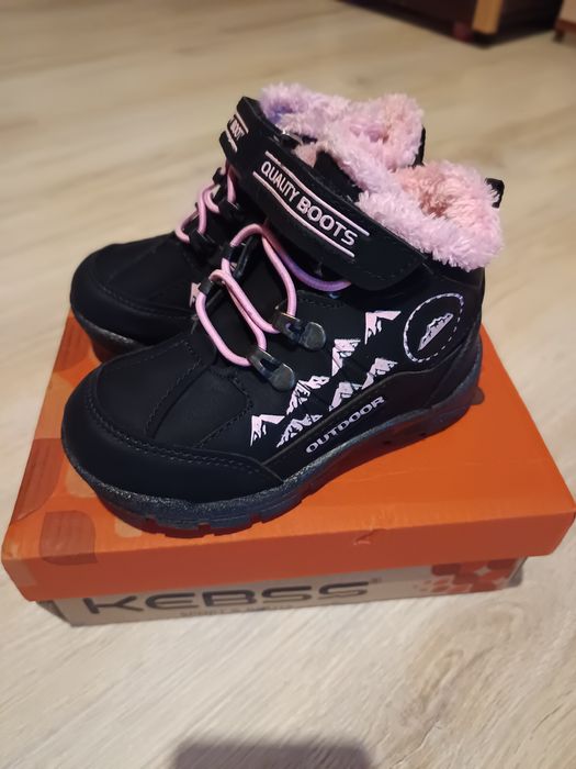 Vând incaltari m 26