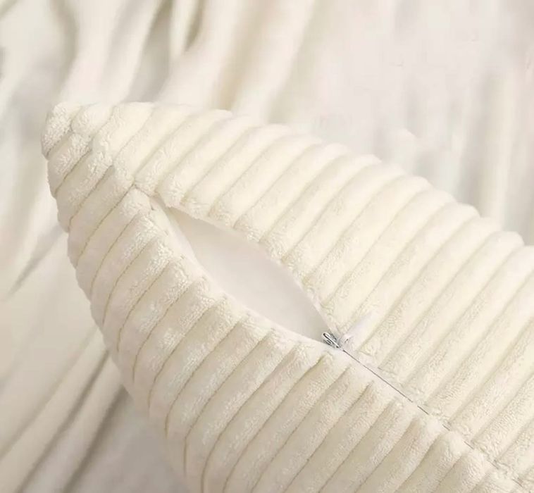 Vând fețe de pernă