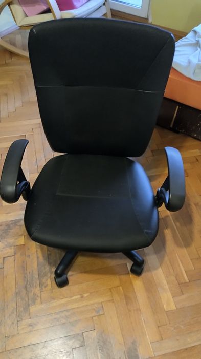 Бюро, офис стол - подарявам