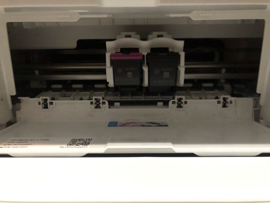 Imprimanta HP deskjet 2700e