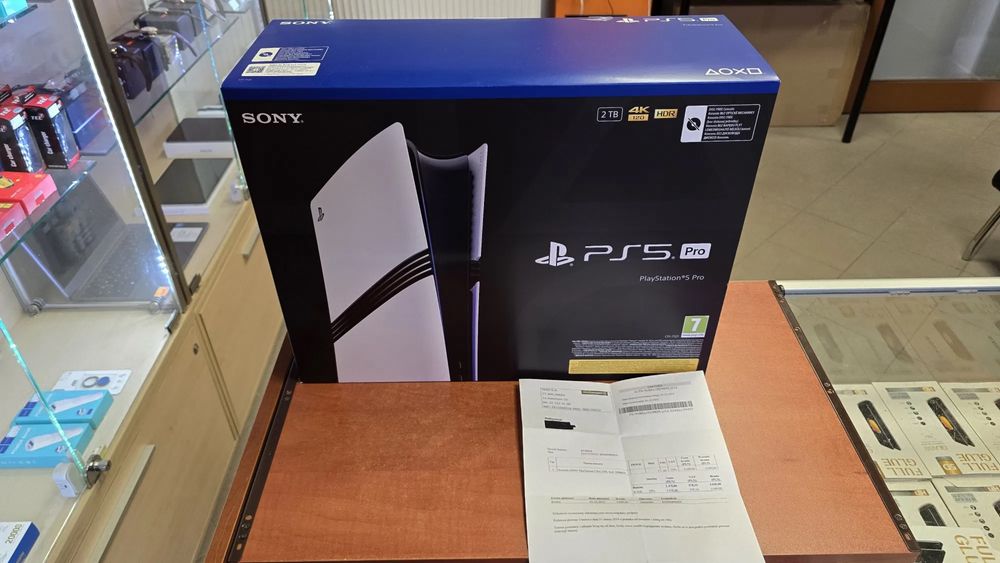 Playstation 5 PRO, sigilat + FC 26 cadou , 2TB