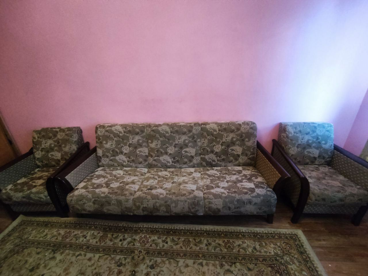 Белорусский диван и 2кресла
