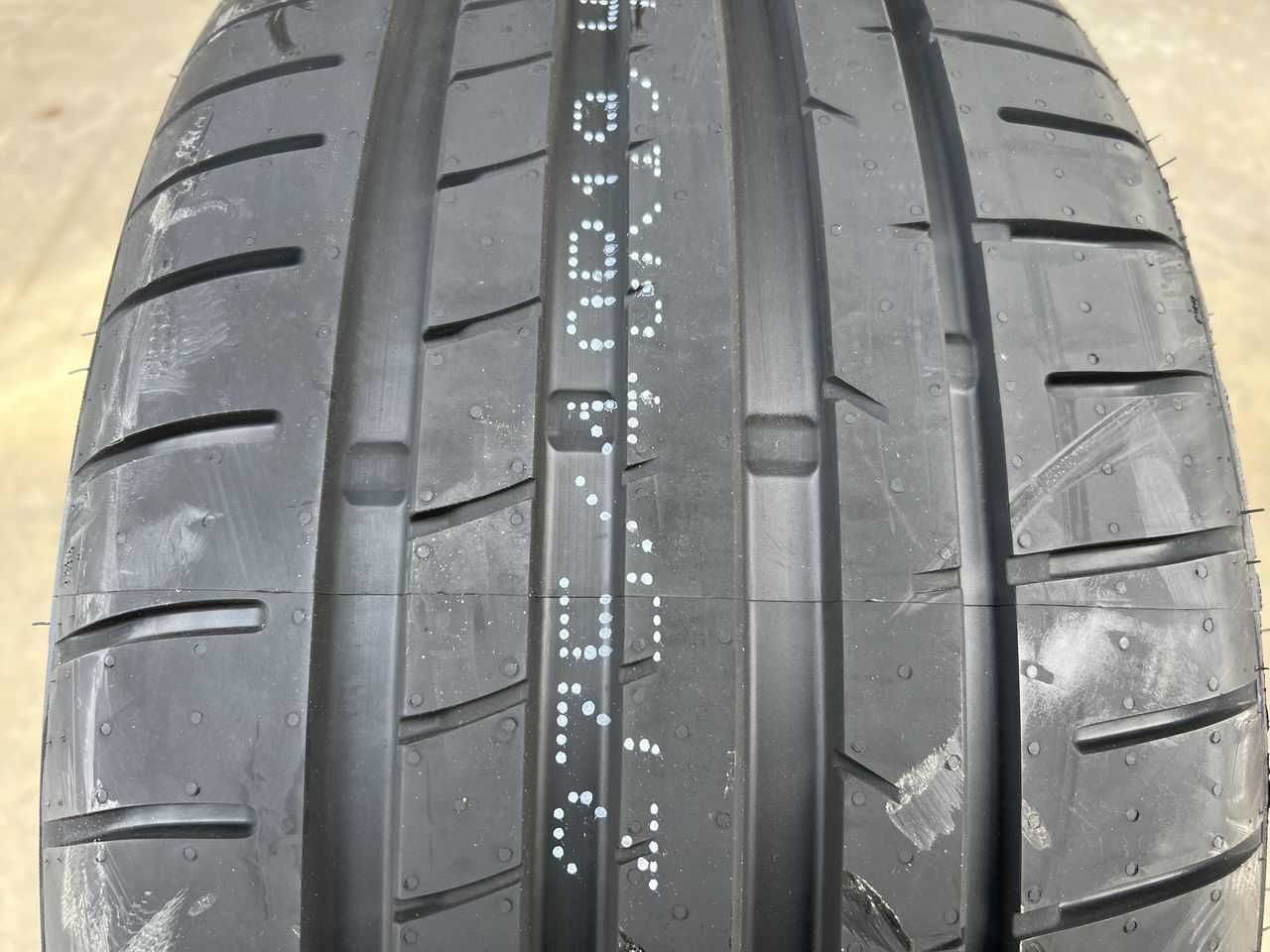 2154518 нови летни гуми LEAO 215/45 R18 93W XL Рейтинг А за мокро!!