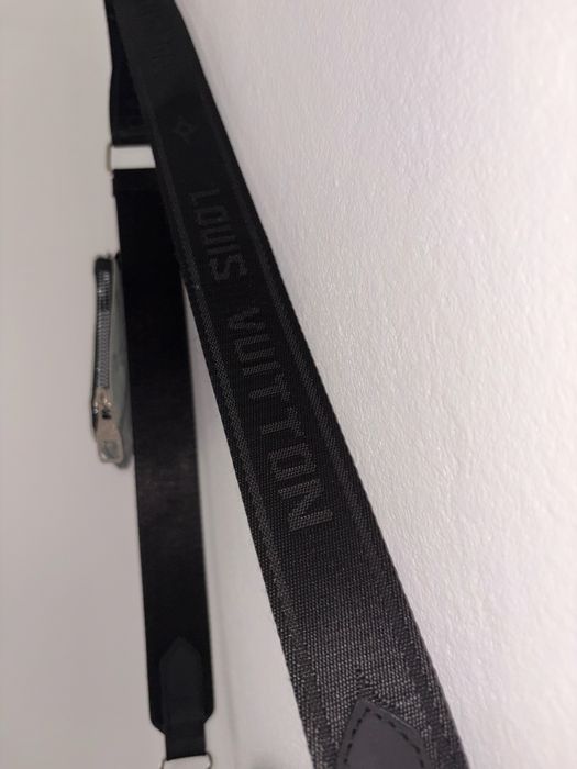 Borseta Louis Vuitton nouă!