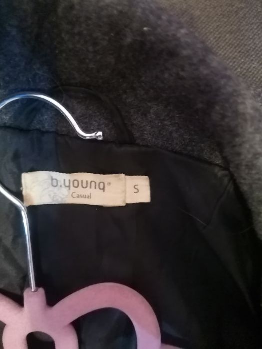 Дамско вълнено палто