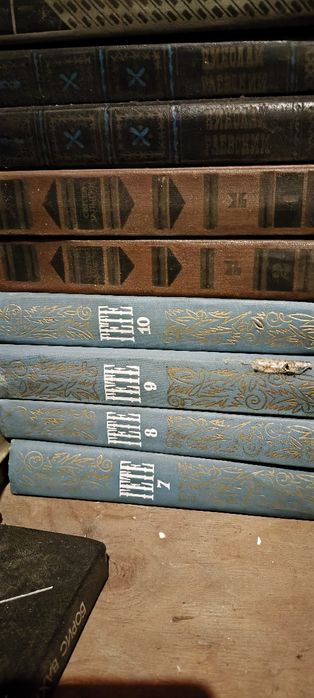 Книги в хорошем состоянии разные