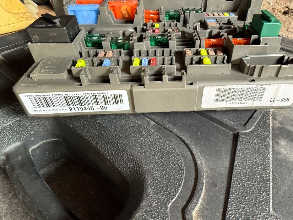 Бушонно табло за BMW е90 фейс 2011 гд