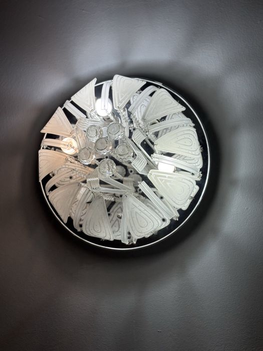 Продам люстру , разные