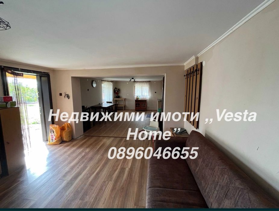 Продава се Къща в Казанлък - 100 кв.м за 612 €/кв.м - Снимка #2