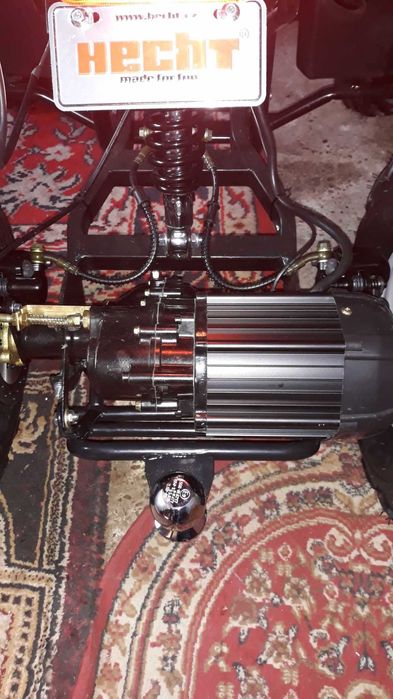 ATV electric Hecht 56150. 1200 W, autonomie 60 k,m capacitate 120 kg