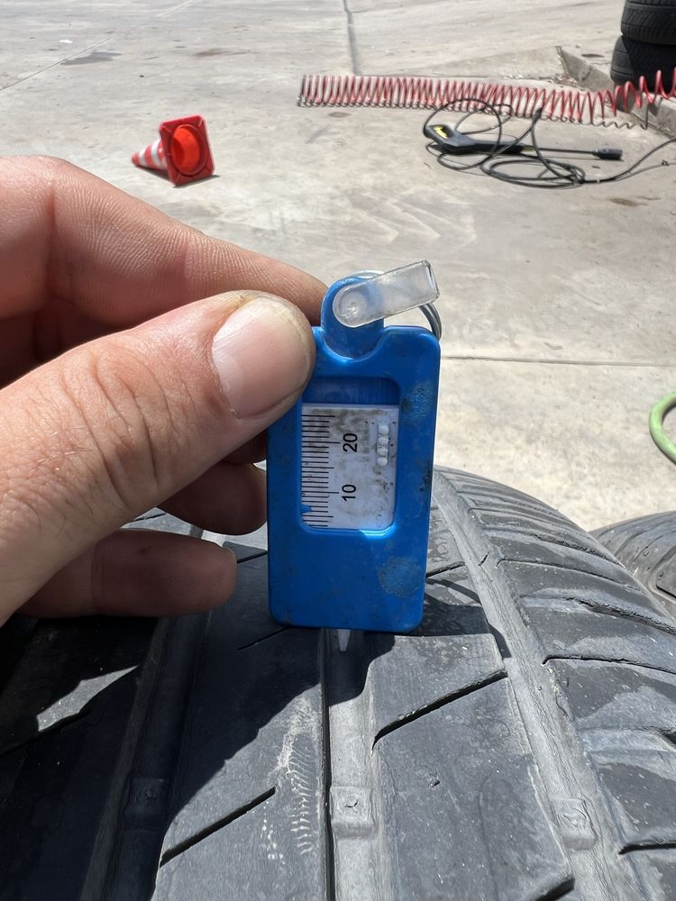 goodyear efficientgrip 215/55/17