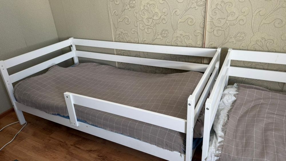 Кровать односпальная, размер 80×160, дерево, подростковый, Икеа.