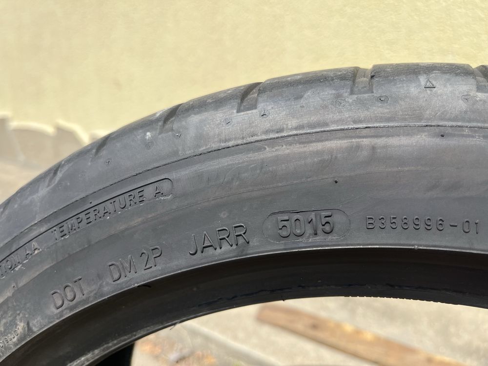 2 бр. летни гуми 245/40/18 Dinlop MO 6 mm DOT 5015