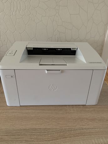 Лазерен принтер hp