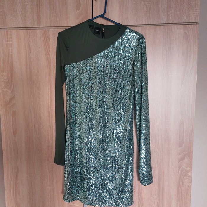 Pinko рокля с пайети