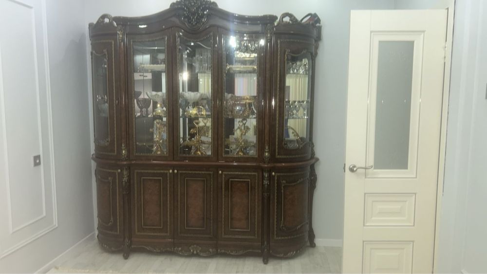 Мебель сервант хорошего качества