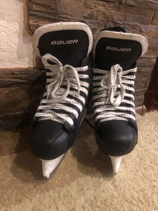 Коньки хоккейные