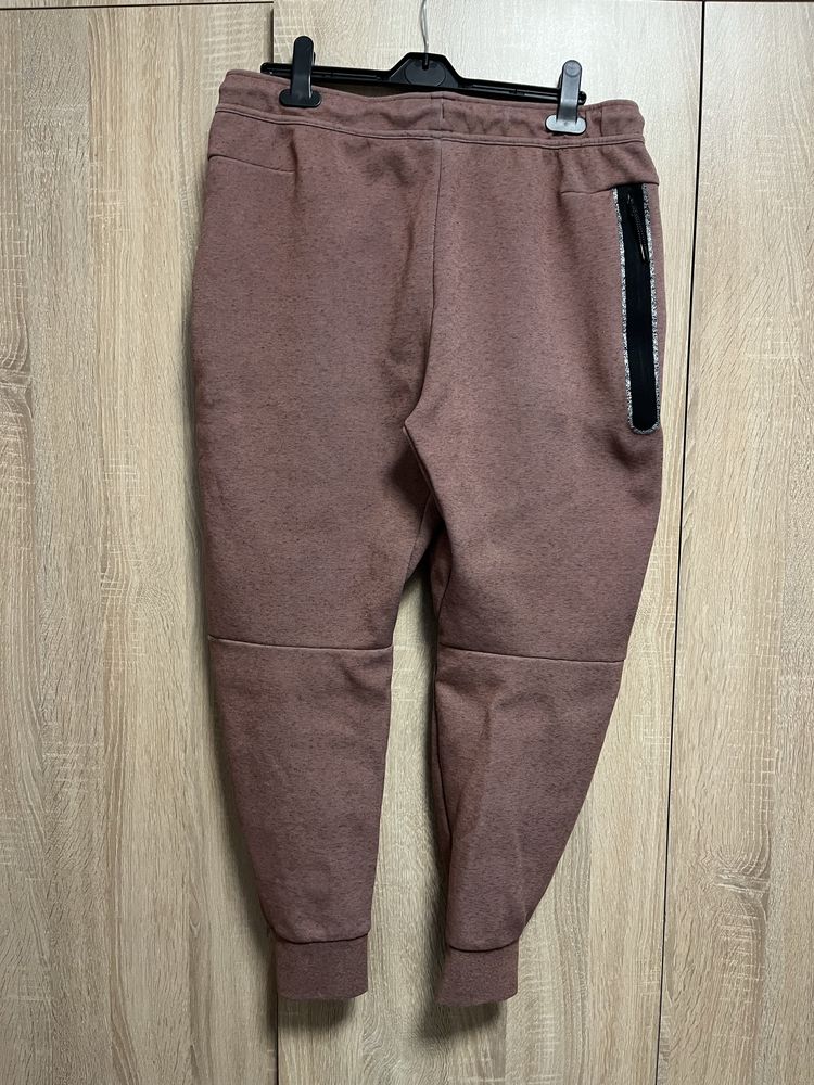 Nike tech fleece