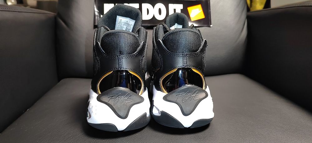 Nike Air Jordan Max Aura 4, номер 40