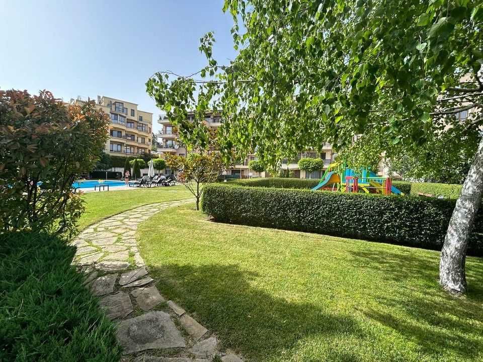 Продава се Тристаен апартамент в Варна, м-т Траката - 96 кв.м за 1563 €/кв.м - Снимка #10