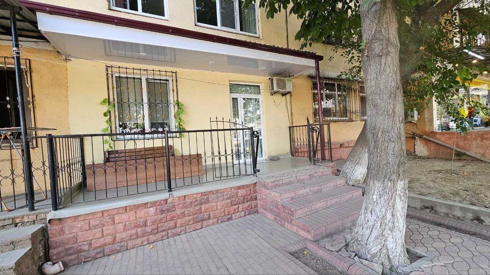 Продаётся Квартира под Нежилое Помещение 97м2 Мирзо Улугбек  1 Линия