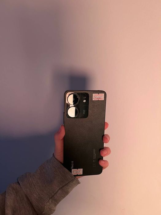 Продаем Redmi 13C