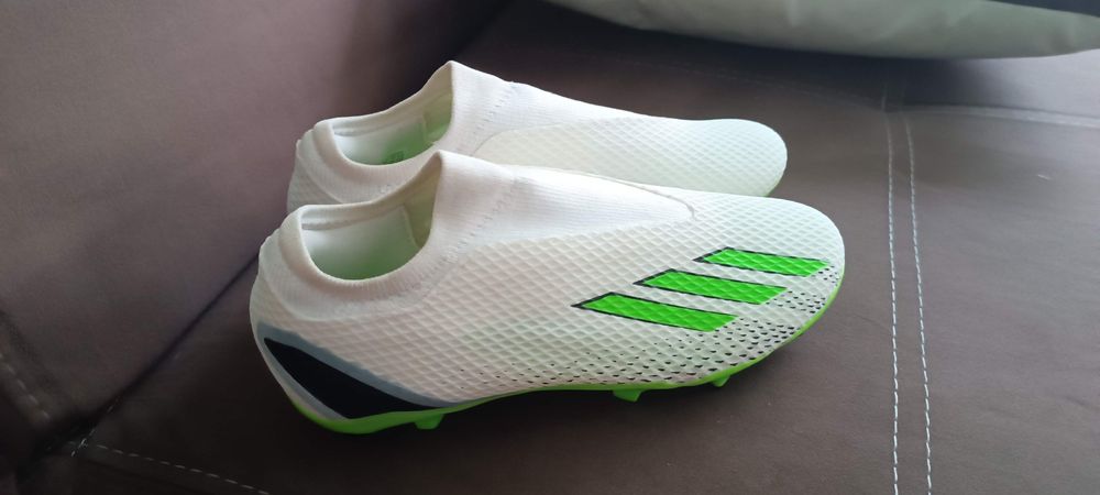 Бутонки Addidas 39 1/3 нови