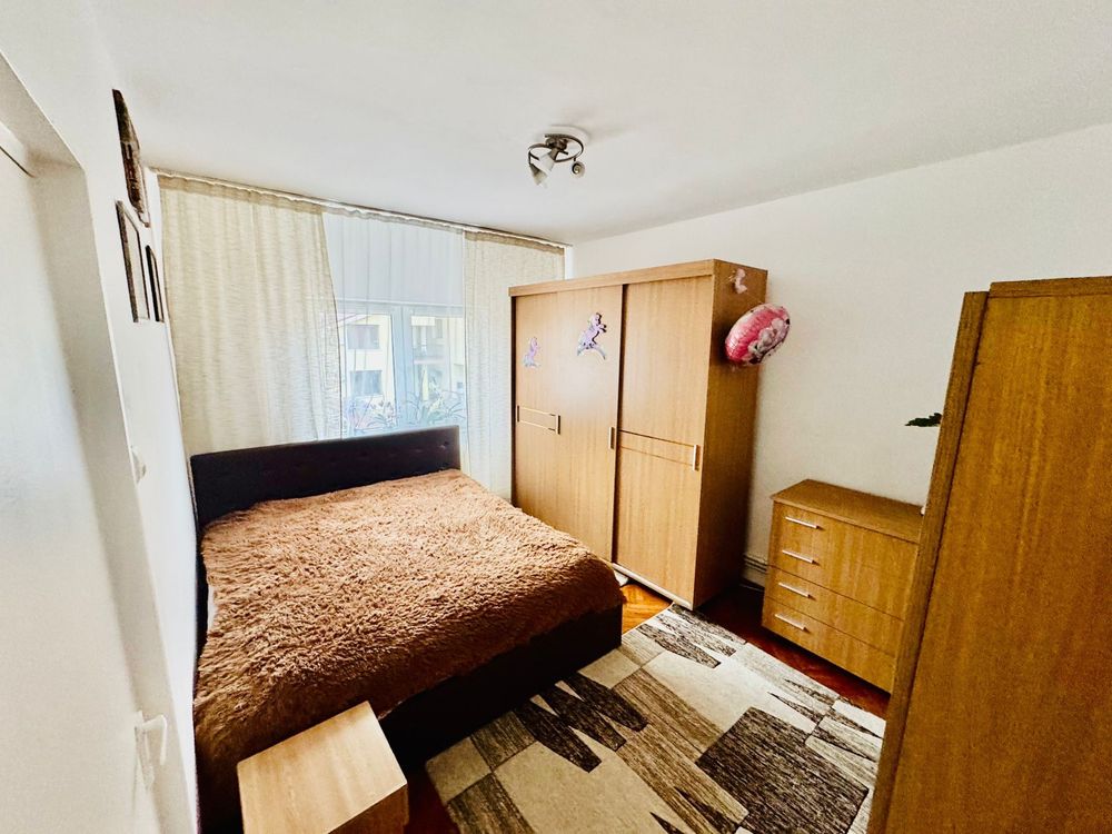 Proprietar, vând apartament cu 2 camere în Podgoria Malul Mureșului,