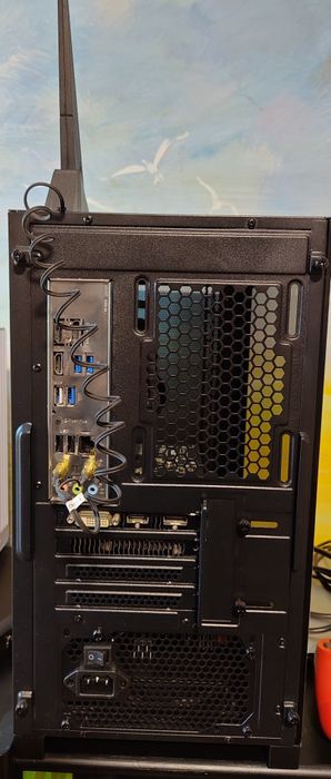 PC AMD Ryzen 4500 office/media/light-gaming Windows 11 Pro