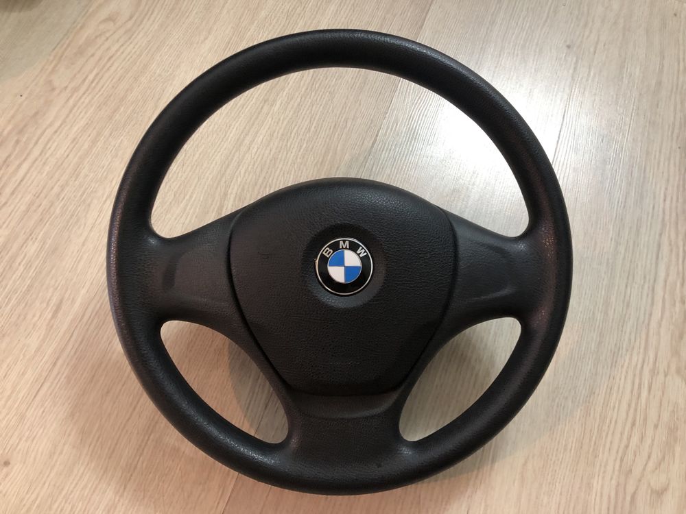 Руль BMW  F30