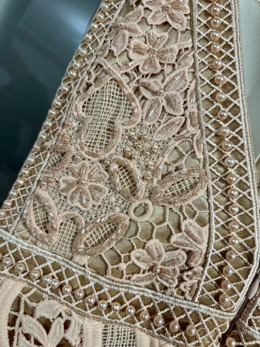 Rochie crem cu perle