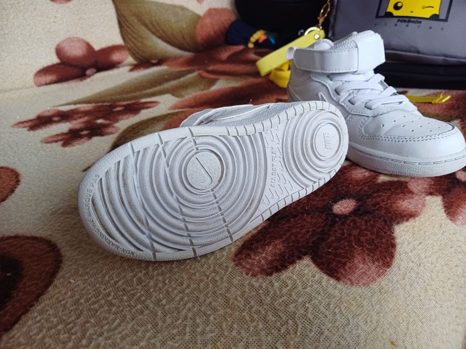маратонки nike, 26ти номер