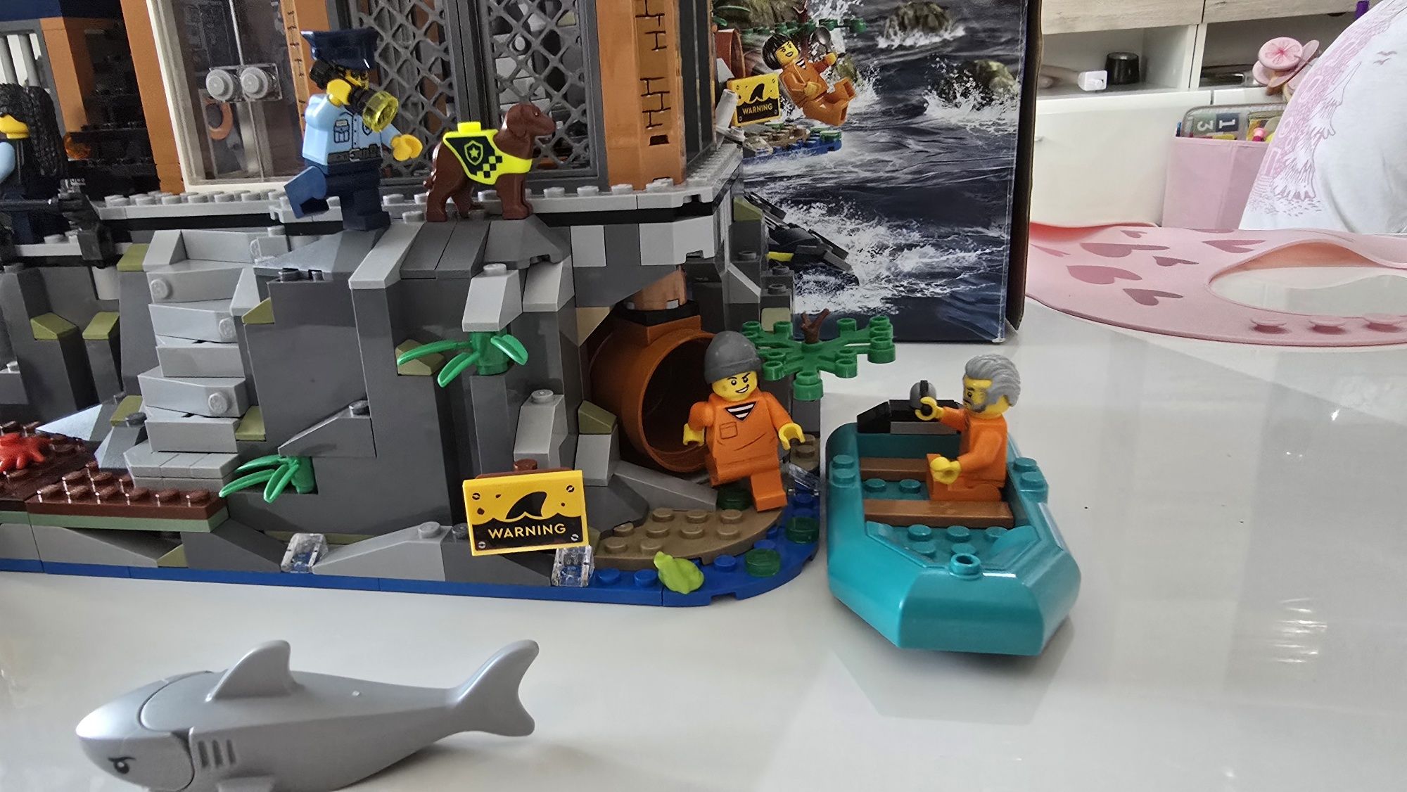 Lego City Police Prison Island