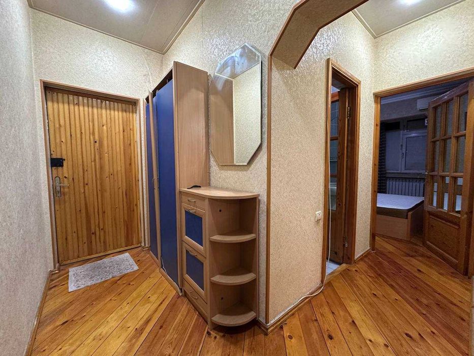 2-комнатная в Мирабадском Садыка Азимова, ГУВД, Корзинка метро Ташкент