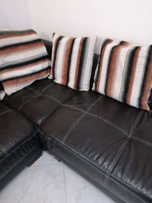 Кожен диван от естествена кожа с текстилни въздладници