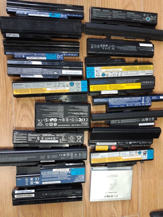 Lot baterii defecte pt laptop