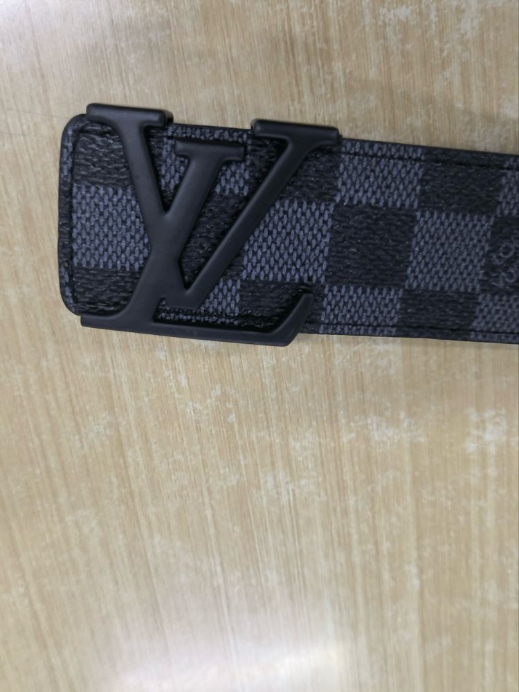 Louis vuitton колан