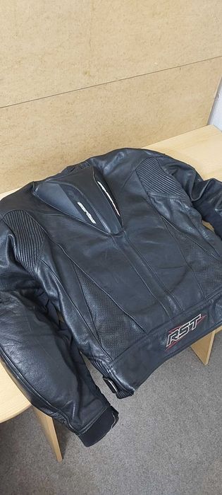 Екипировка за пистов мотор