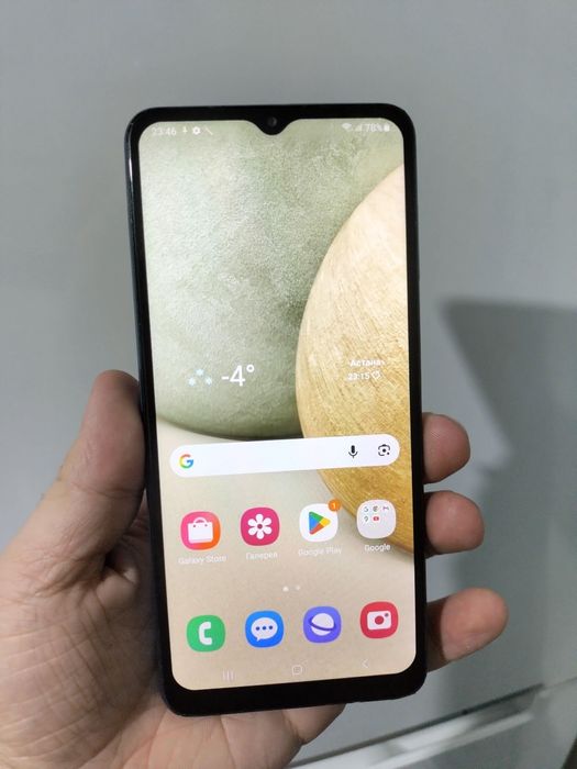 Продам Samsung A12 32gb