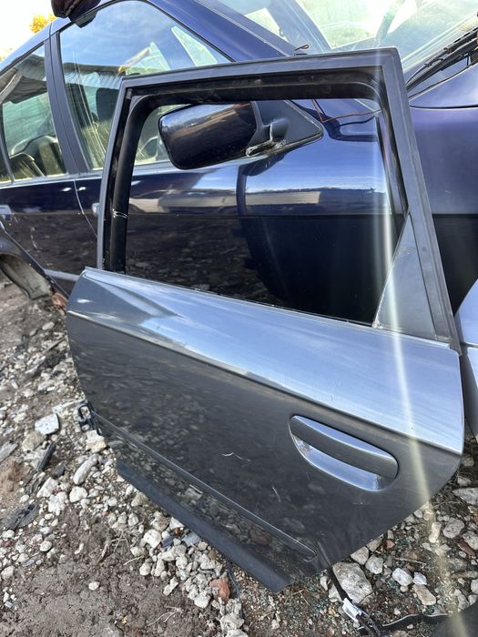 Задна лява врата Audi A3 8P Sportback 4 врати (без стъкло)