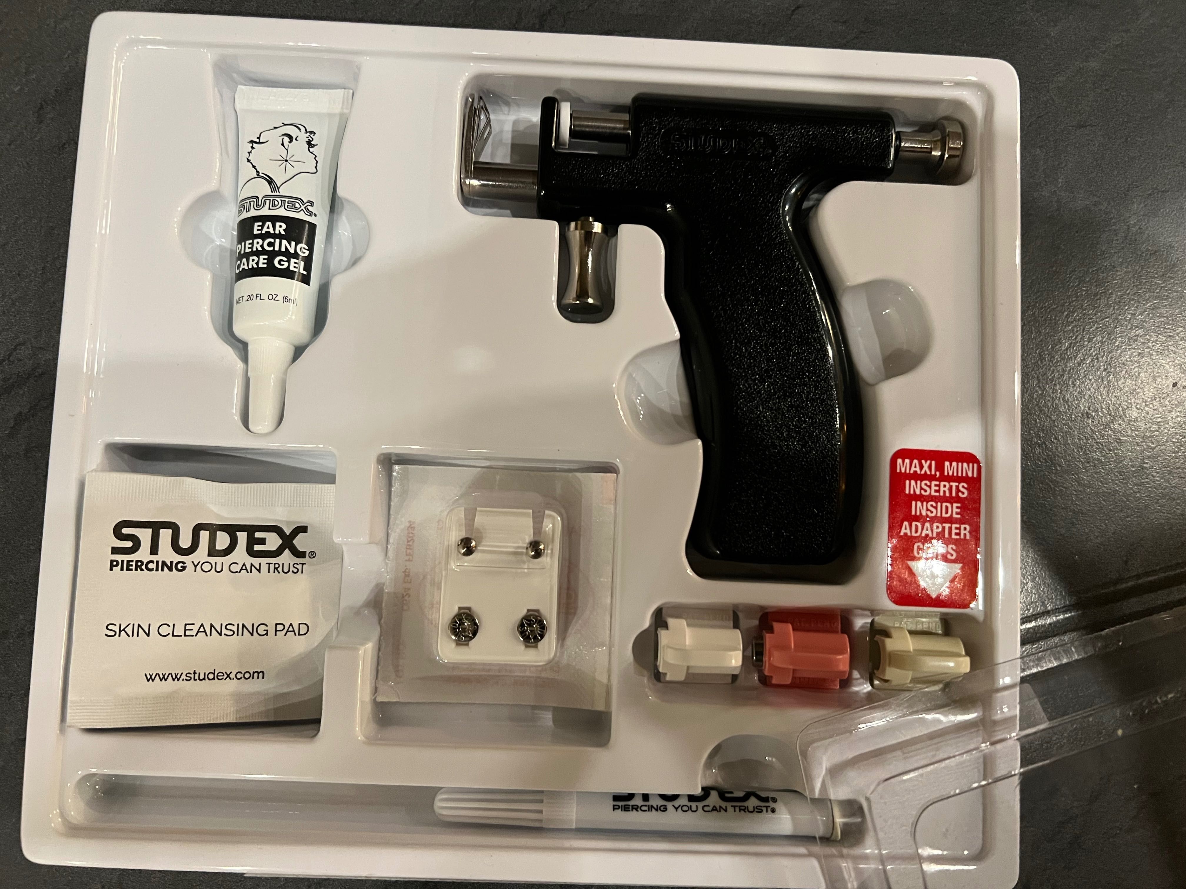 Пистолет за уши STUDEX