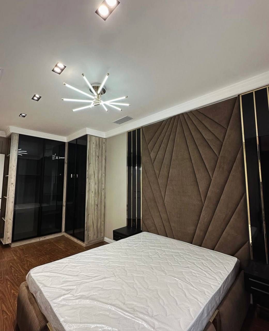 Mirabad Avenue Продается 3 комнатная квартира ремонт Гостиница Россия
