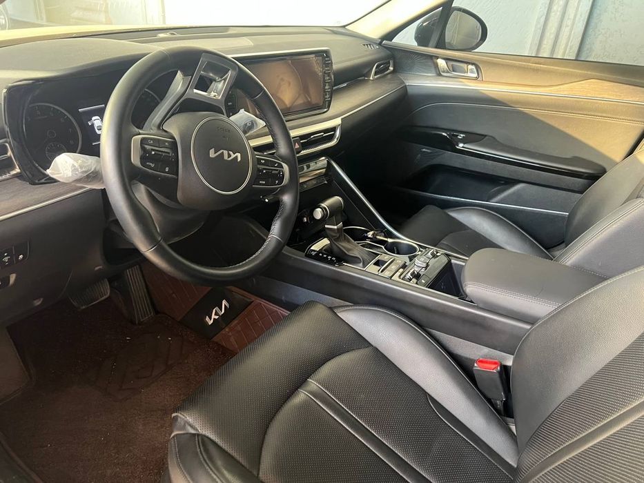 Срочно продам КIA K5