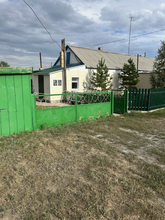 Продам 2х квартирный дом