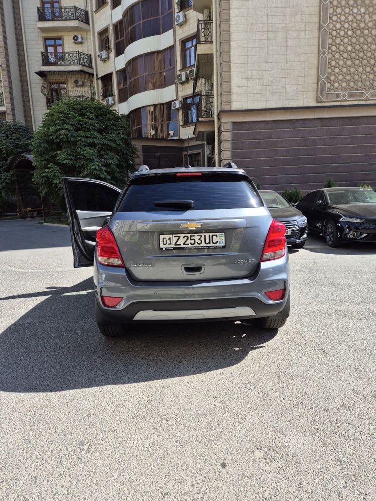 Продается Tracker