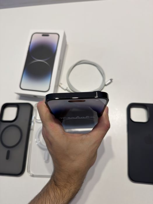 iPhone 14 pro max 256gb space black battery health 100% + 3 huse