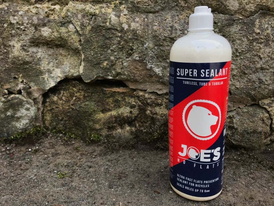 1L Joe's Super Sealant Bottle Течност за Безкамерни Гуми 1 Литър