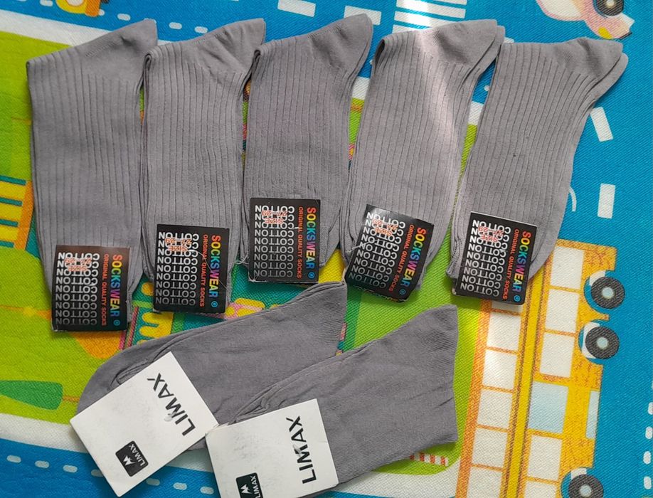 Новый 7 штук носки все вместе всего 700 тг