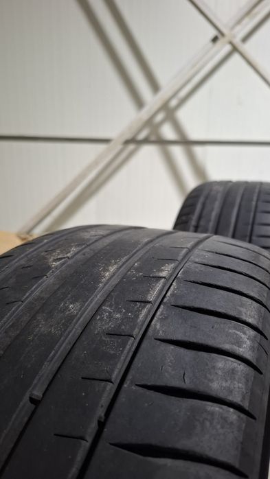 Michelin Pilot Sport 4