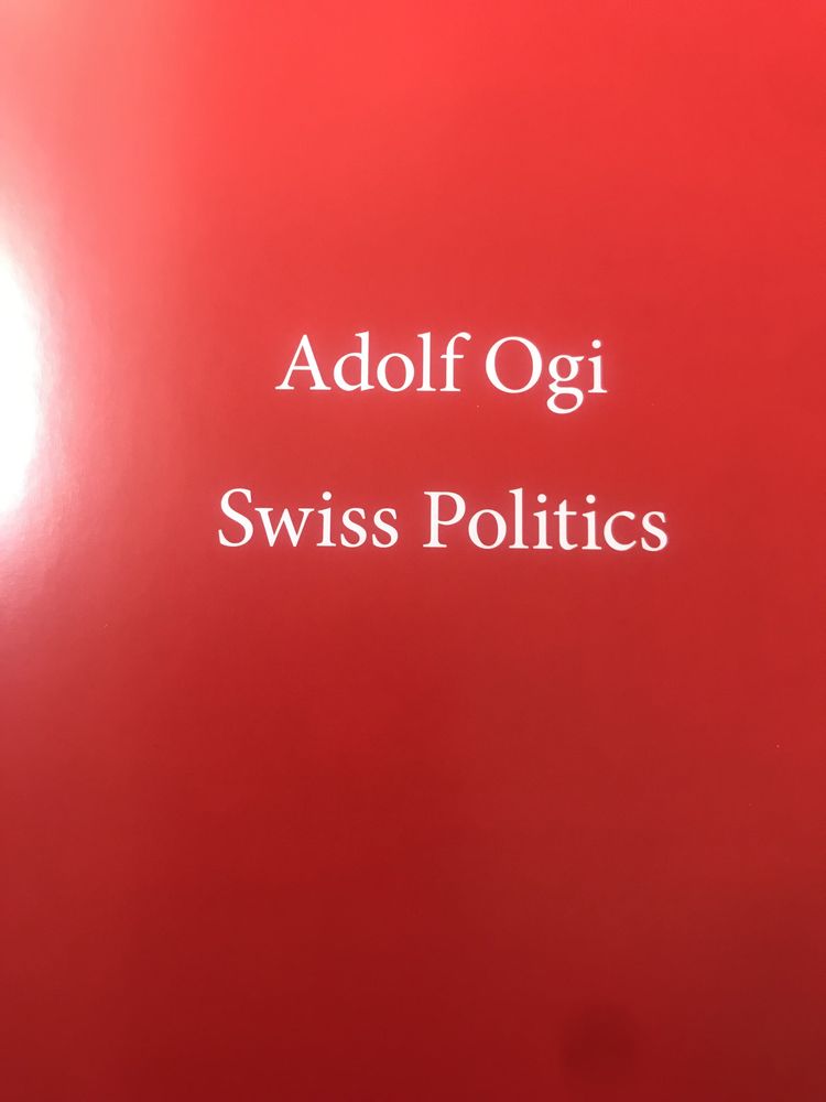 Книга о швейцарском президенте на анг. языке, твердый переплет, продаю